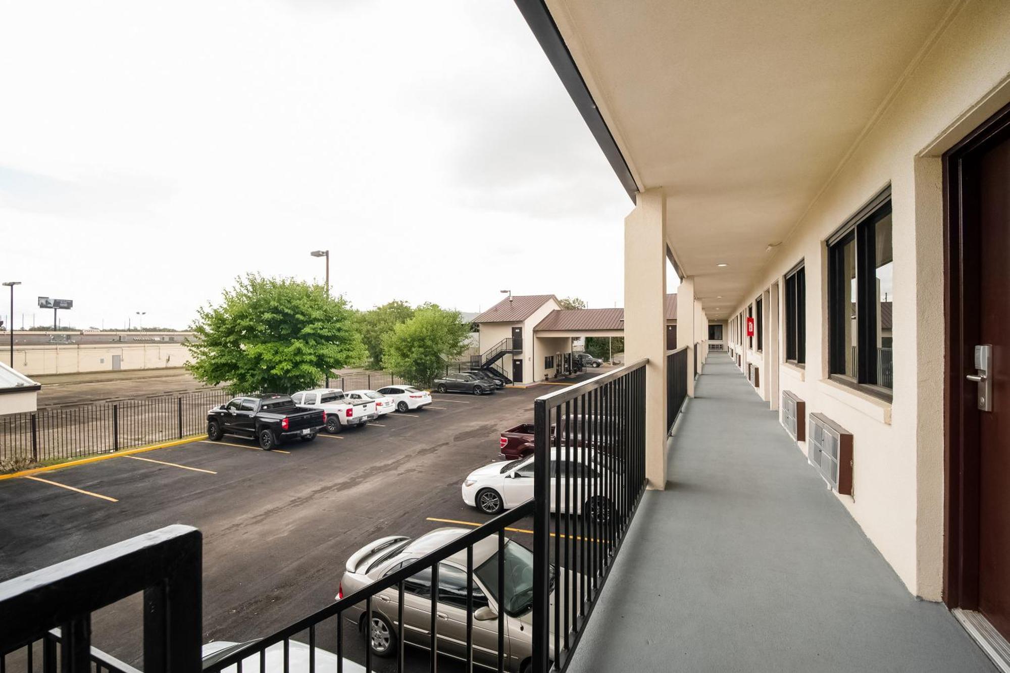 Oyo Hotel Houston N Fm-1960 Champions Tx Louetta Exterior foto